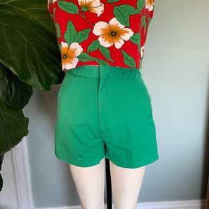 High waisted Vintage tailored green shorts. szS/25